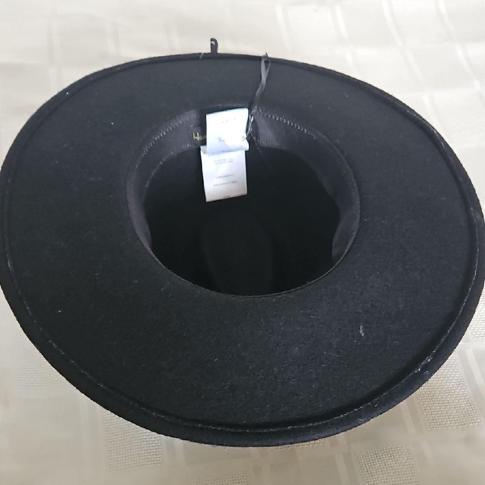 HOST PICK 🥳🥳 House of Harlow 1960 Black Wool Hat - Picture 6 of 16